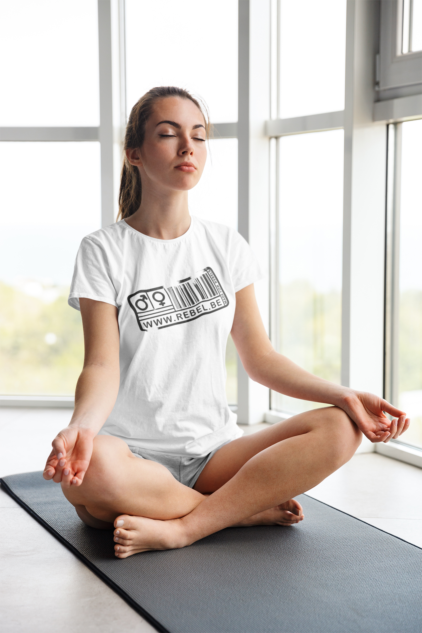 Logo Tee Women/Unisex