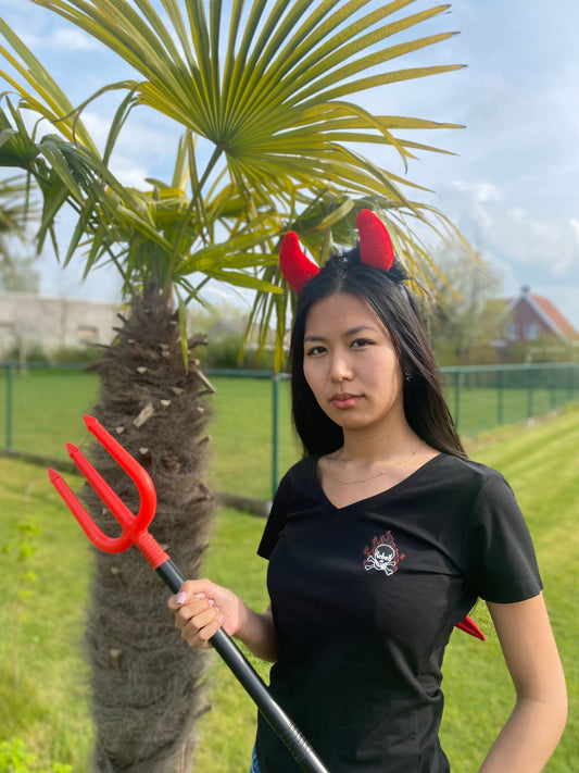 Devil V Tee Women